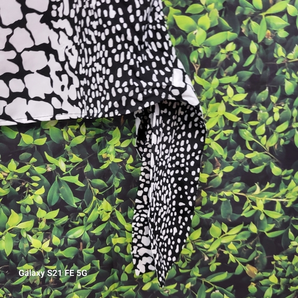 Michael Kors Blouse Size XS - Picture 3 of 3